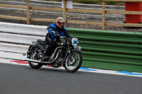 Vintage-motorcycle-club;eventdigitalimages;mallory-park;mallory-park-trackday-photographs;no-limits-trackdays;peter-wileman-photography;trackday-digital-images;trackday-photos;vmcc-festival-1000-bikes-photographs